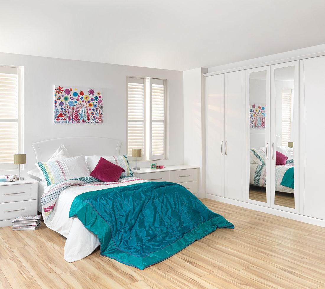 White/Blue bedroom